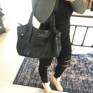 Like New KATE SPADE Black leather shoulder handbag